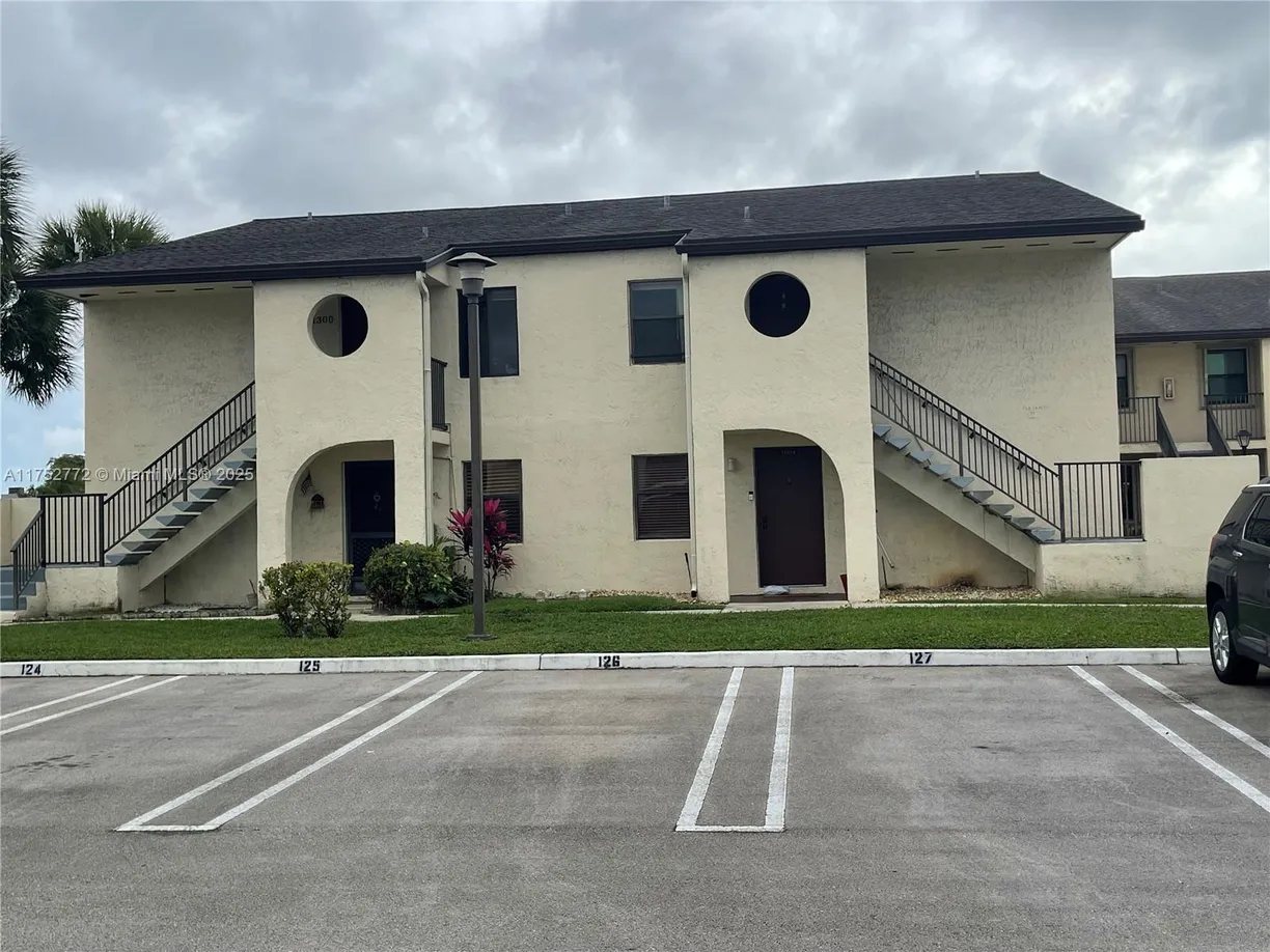 South Florida Real Estate | View 11306 Taft St, 11306 | 2 Beds, 2 Baths