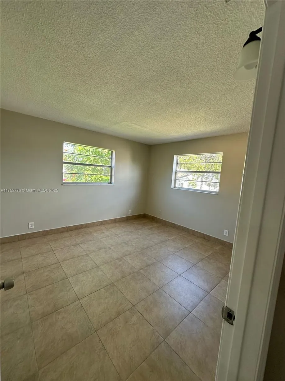 South Florida Real Estate | View 30 SE 4th Ave, 212 | 1 Bed, 1 Bath
