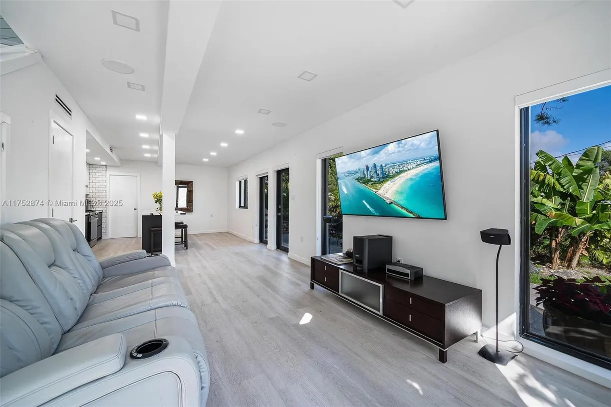 South Florida Real Estate | View 2692 SW 31 Avenue | Listing