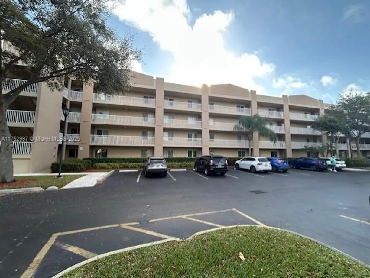 South Florida Real Estate | View 9525 Weldon Cir, H403 | 2 Beds, 2 Baths
