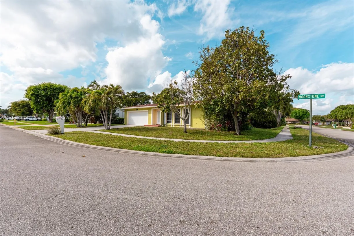 South Florida Real Estate | View 6351 Moonstone Way | Listing