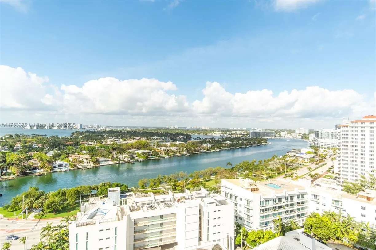 South Florida Real Estate | View 6301 Collins Ave, 2006 | 2 Beds, 2 Baths