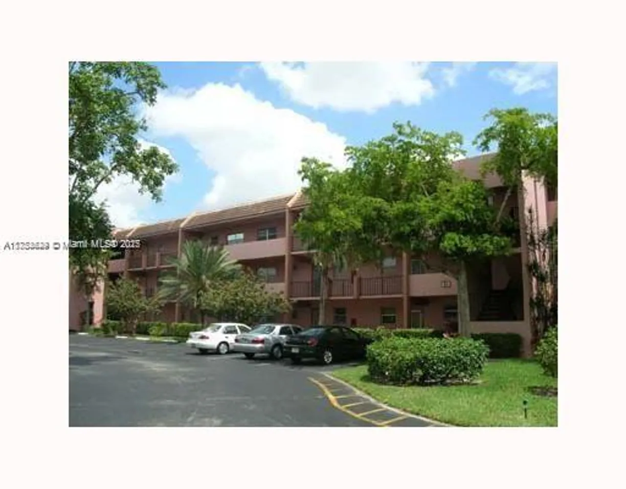 South Florida Real Estate | View 8401 Lagos De Campo Blvd, 204V | 2 Beds, 2 Baths