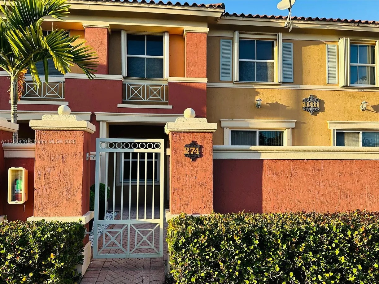 South Florida Real Estate | View 11411 NW 60th St, 274 | 2 Beds, 2 Baths