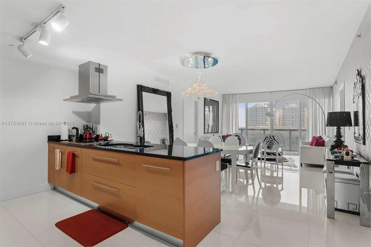 South Florida Real Estate | View 495 Brickell Ave, 805 | 2 Beds, 2 Baths