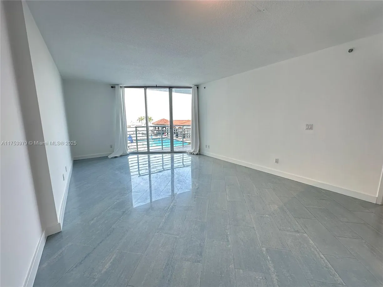 South Florida Real Estate | View 335 S Biscayne Blvd, 810 | 1 Bed, 1 Bath