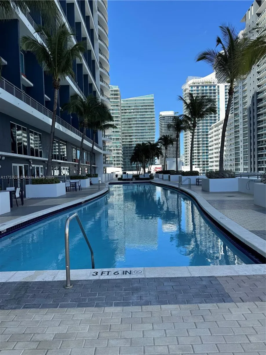 South Florida Real Estate | View 60 SW 13th St, 1122 | 1 Bed, 1 Bath