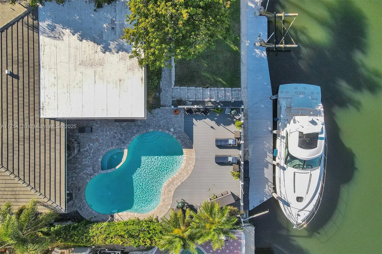 South Florida Real Estate | View 2661 NE 22nd Ct | Listing