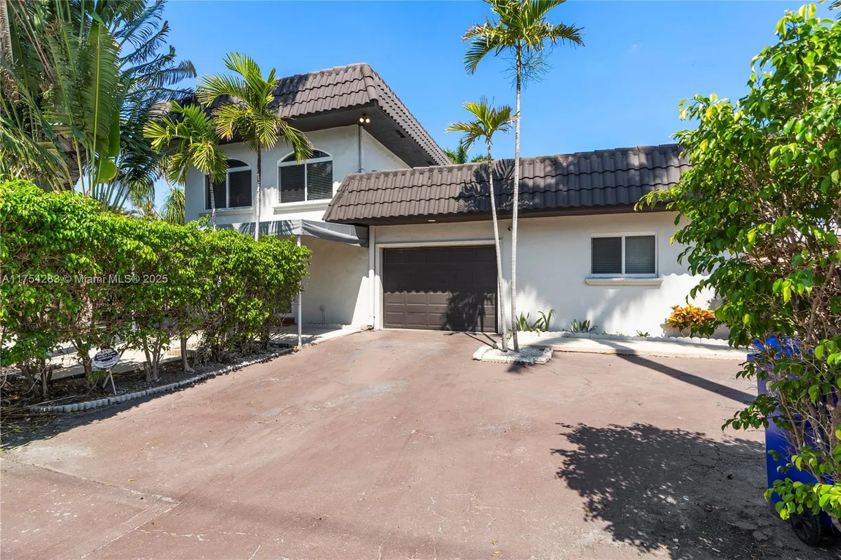South Florida Real Estate | View 4412 Tradewinds ave, 1 | 3 Beds, 2 Baths