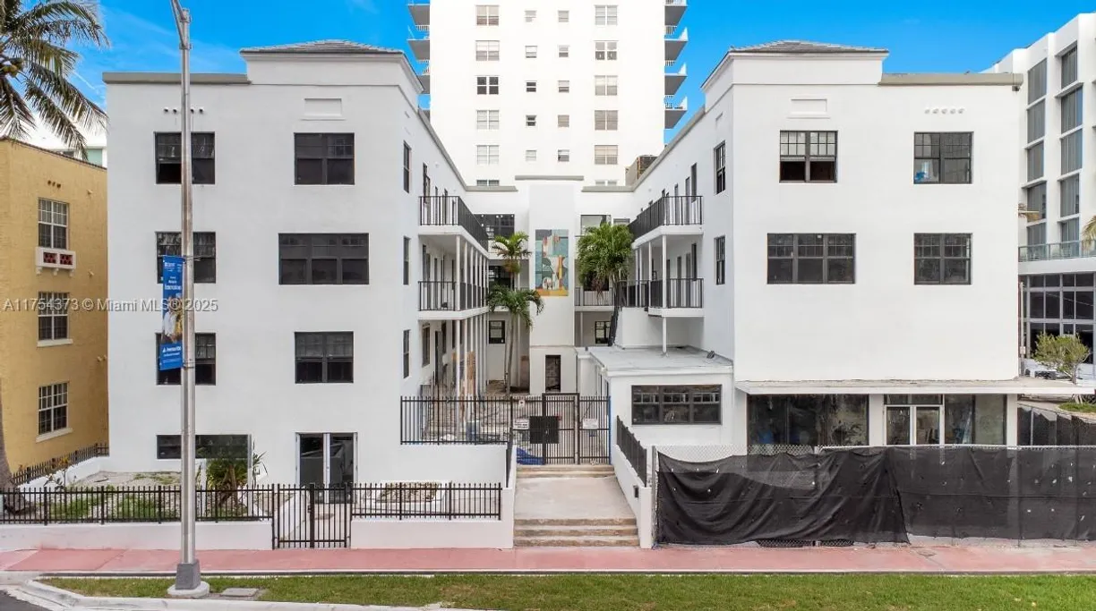 South Florida Real Estate | View 2814 Collins Ave | Listing