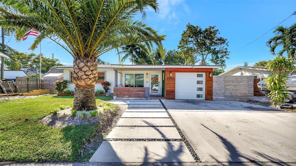 South Florida Real Estate | View 4751 SW 42nd Ter | Listing
