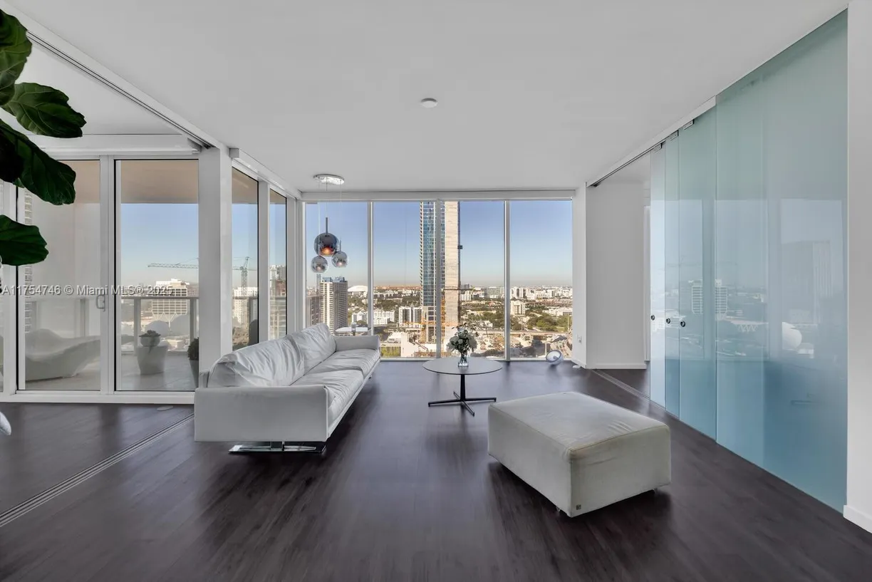 South Florida Real Estate | View 1040 Biscayne Blvd, 2507 | 2 Beds, 2 Baths