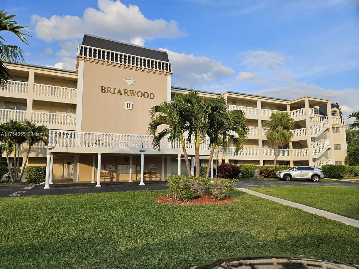 South Florida Real Estate | View 3535 Broken Woods Dr, 106 | 1 Bed, 1 Bath