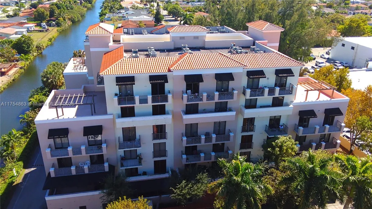 South Florida Real Estate | View 8430 SW 8th St, 503B | 2 Beds, 2 Baths