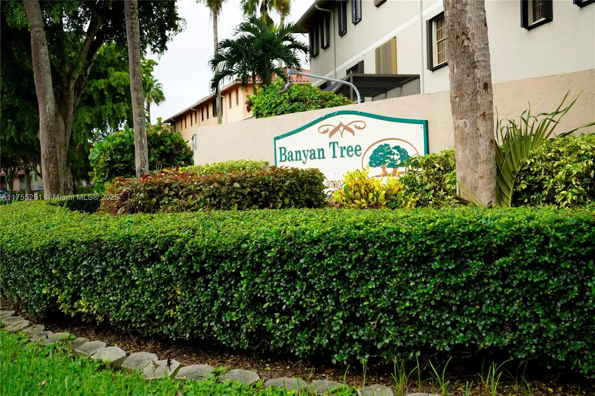 South Florida Real Estate | View 9872 Hammocks Blvd, 104-51 | 4 Beds, 3 Baths