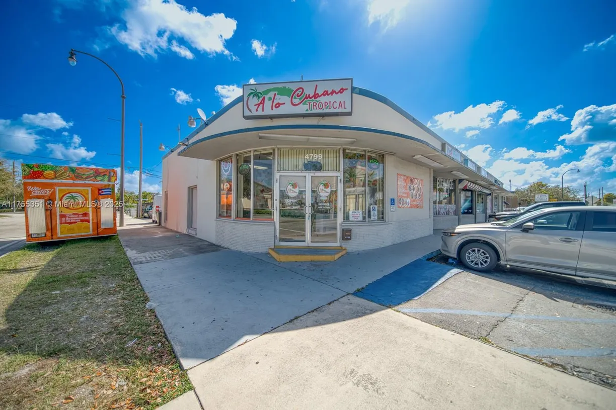 South Florida Real Estate | View Cuban Restaurant Centrically Located In Hialeah On Palm Ave | Listing