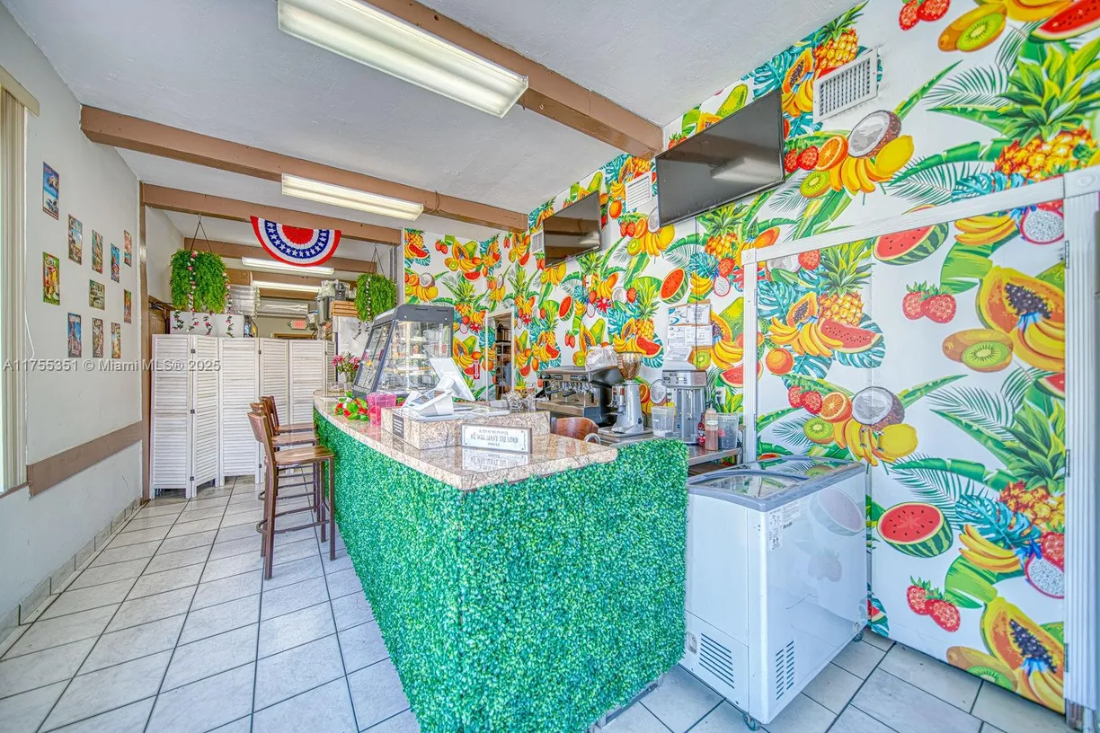 South Florida Real Estate | View Cuban Restaurant Centrically Located In Hialeah On Palm Ave
