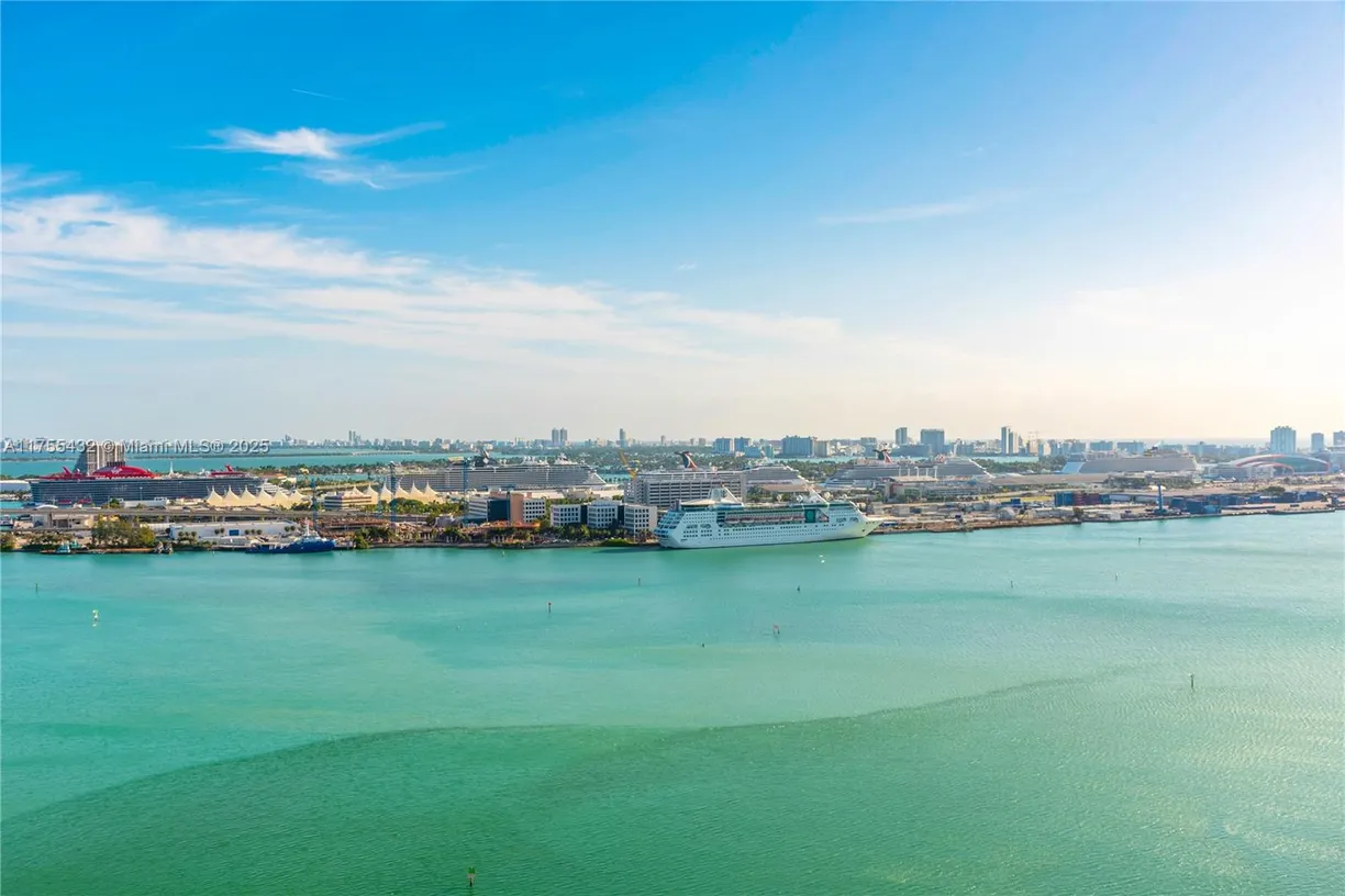 South Florida Real Estate | View 848 Brickell Key Dr, 2701 | 3 Beds, 2 Baths