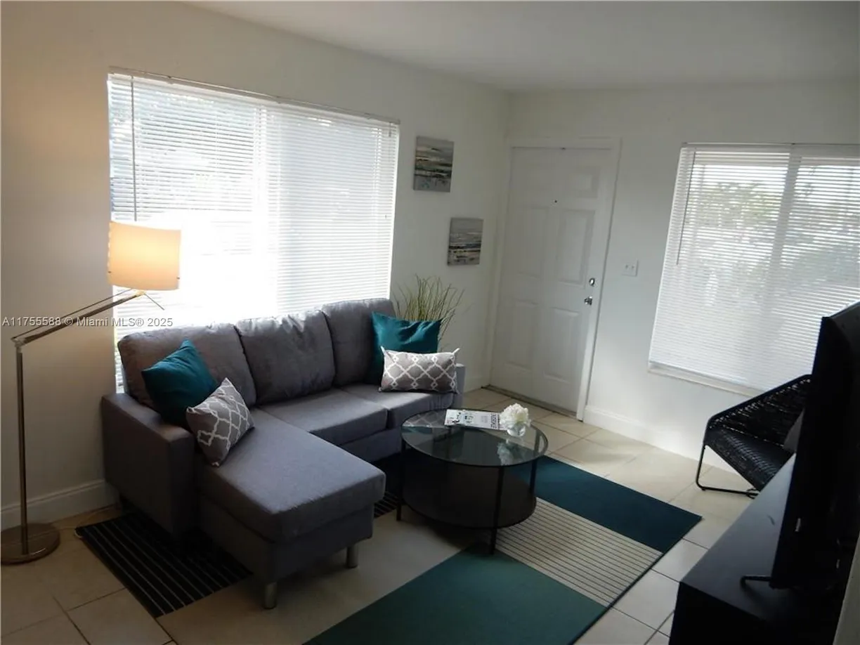 South Florida Real Estate | View 231 SW 15th St | Listing