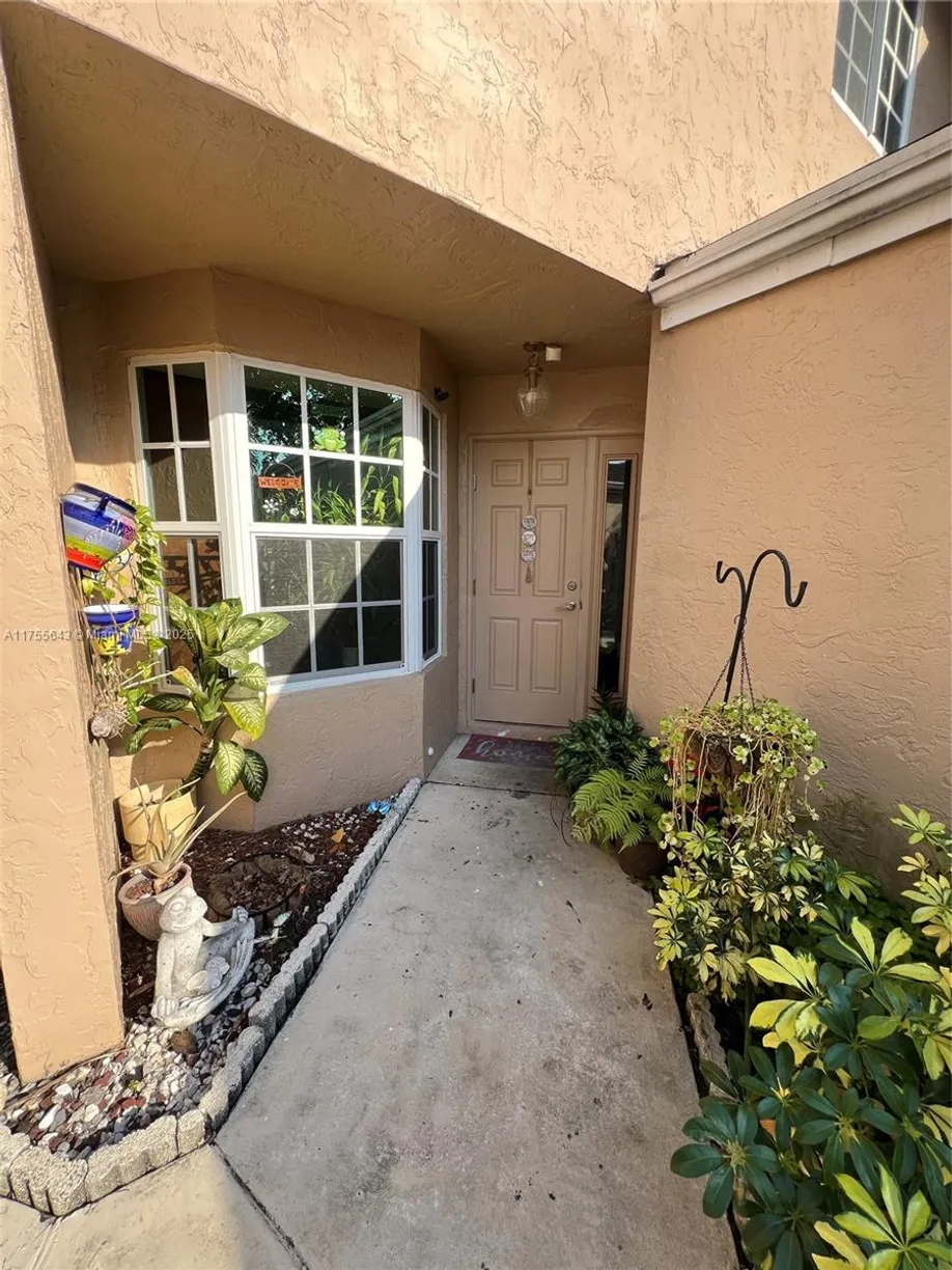 South Florida Real Estate | View 7114 Woodmont Way, 7114 | Listing