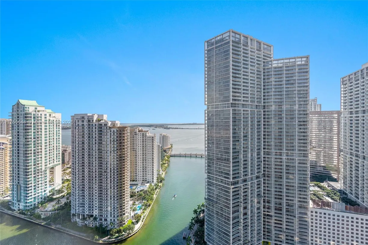 South Florida Real Estate | View 300 Biscayne Blvd Way, 3506 | 2 Beds, 2 Baths