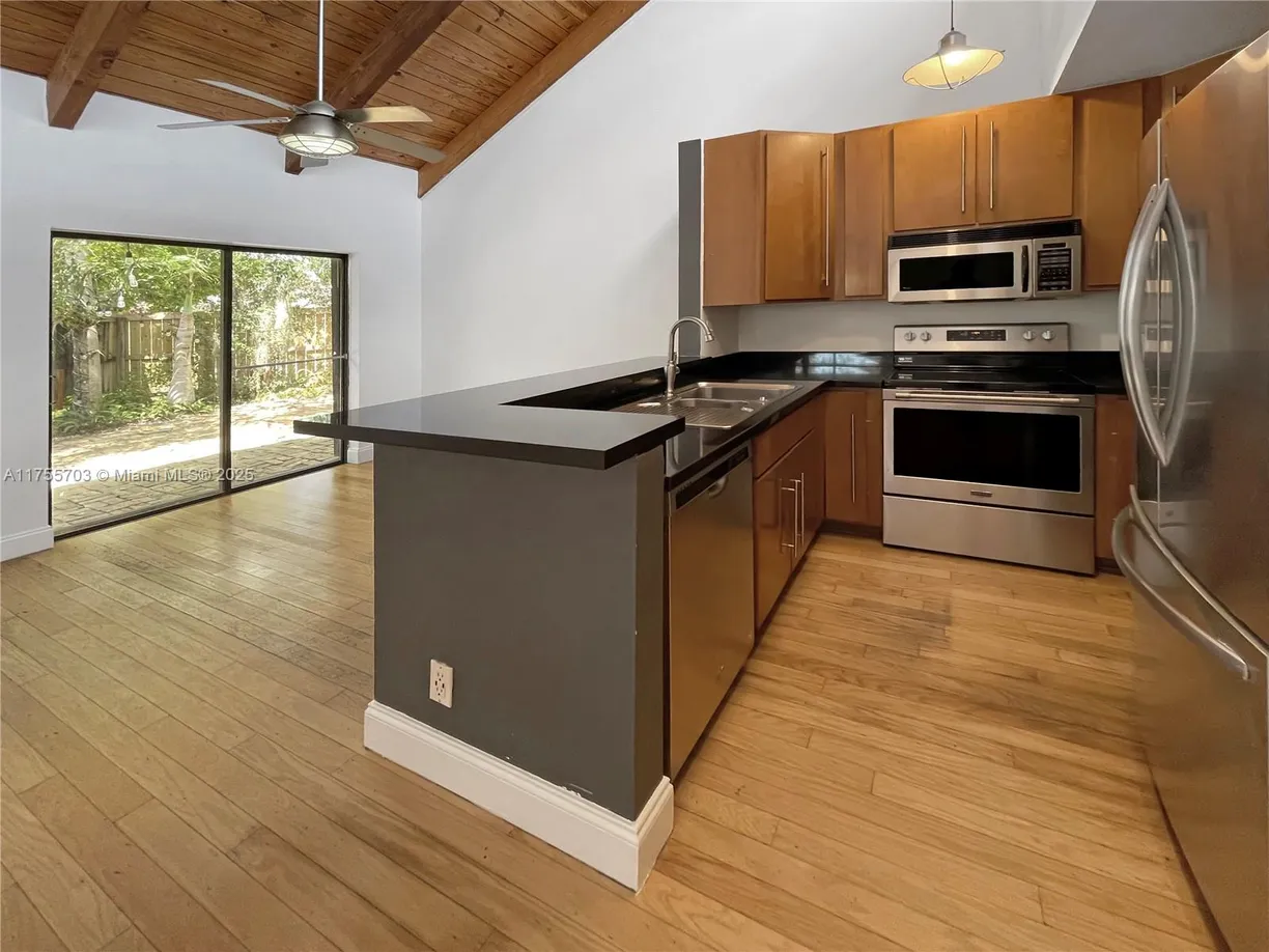 South Florida Real Estate | View 7725 SW 100th St, 31 | Listing