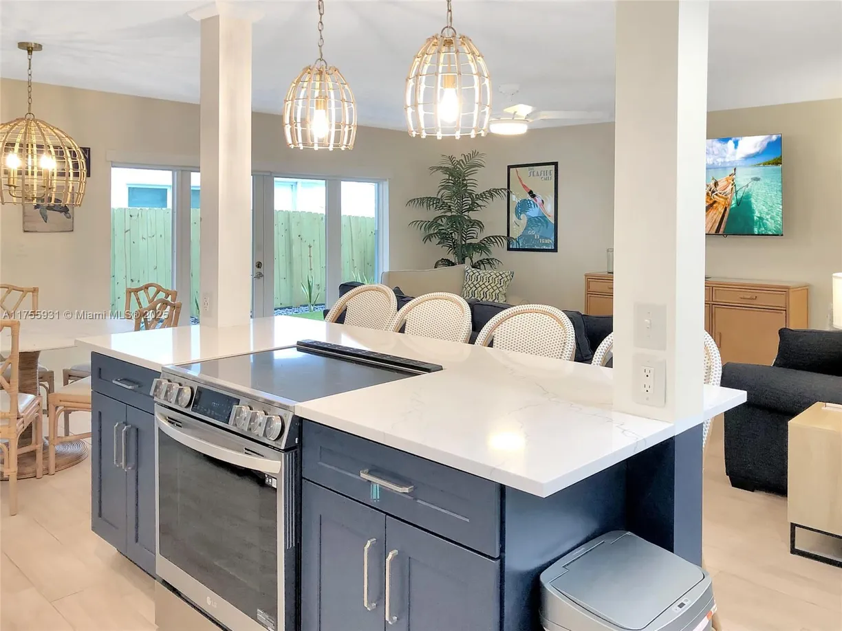South Florida Real Estate | View 4549 N Ocean Dr, 1 | Listing