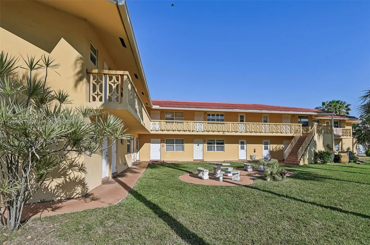 South Florida Real Estate | View 90 NE 19th Ave, 1 | Listing