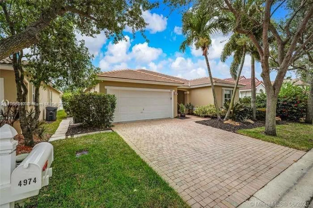 South Florida Real Estate | View 4974 SW 34th Ter | Listing