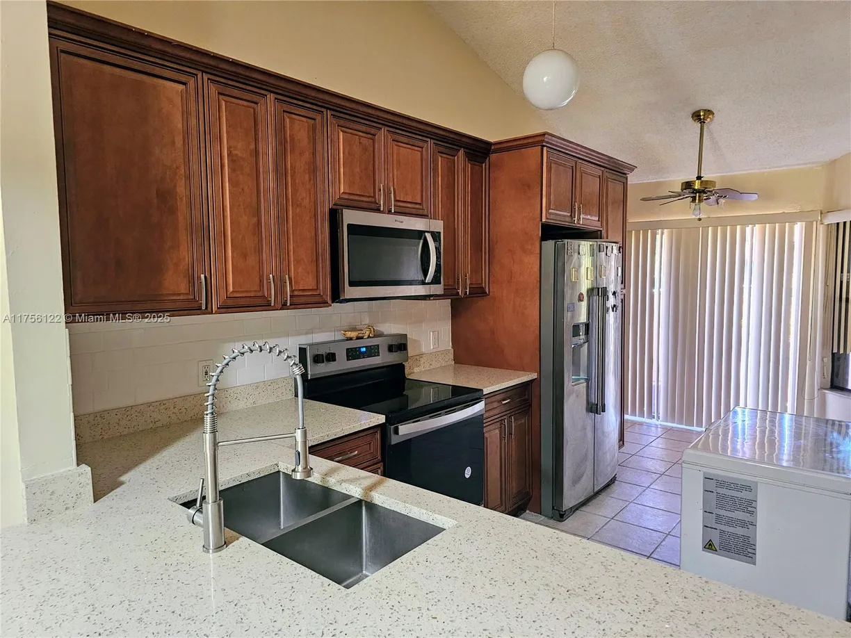 South Florida Real Estate | View 3787 Collinwood Ln | Listing