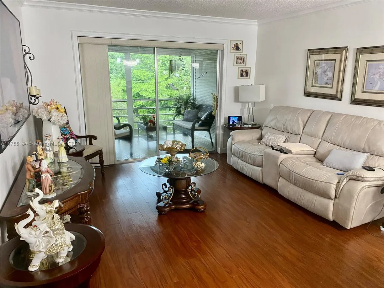 South Florida Real Estate | View 3170 Holiday Springs Blvd, 6-309 | 2 Beds, 2 Baths