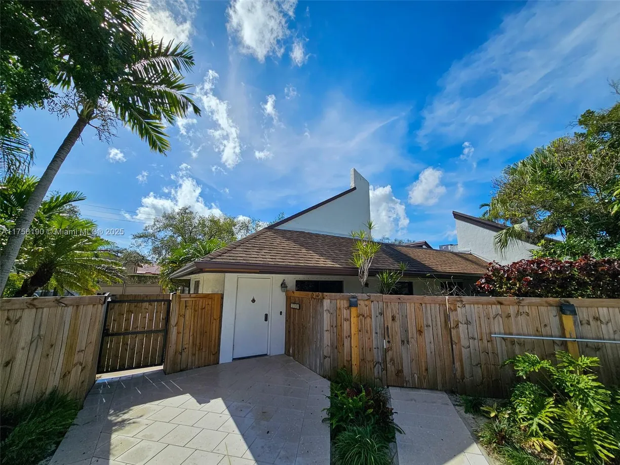 South Florida Real Estate | View 7749 SW 100th St, 33 | 2 Beds, 2 Baths