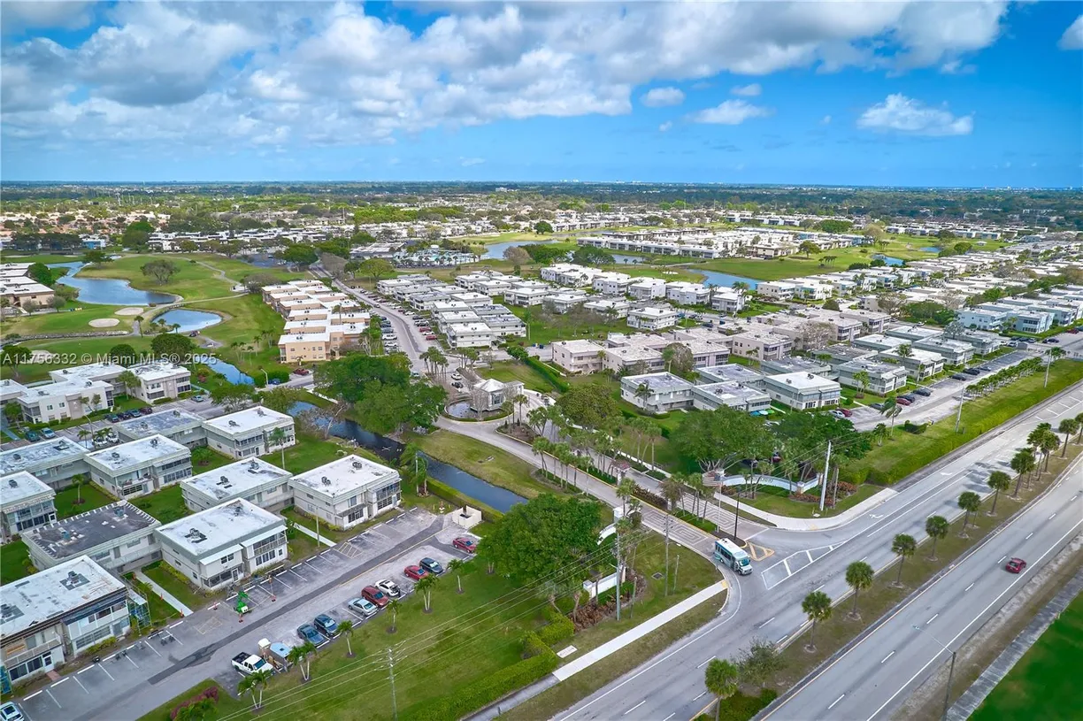 South Florida Real Estate | View 793 Flanders, Q | 1 Bed, 1 Bath