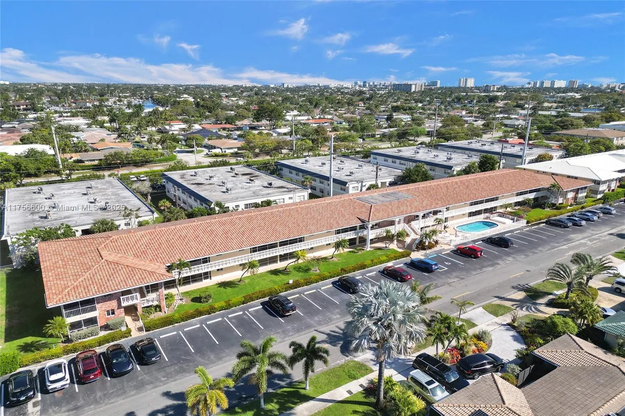 South Florida Real Estate | View 2121 NE 68th St, 104 | 2 Beds, 2 Baths