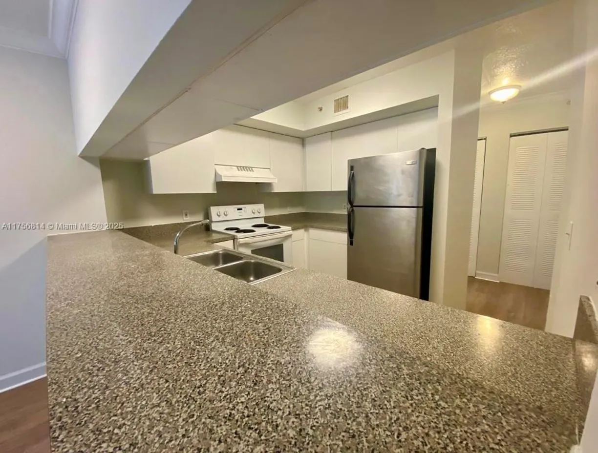 South Florida Real Estate | View 430 S Park Rd, 3-209 | Listing