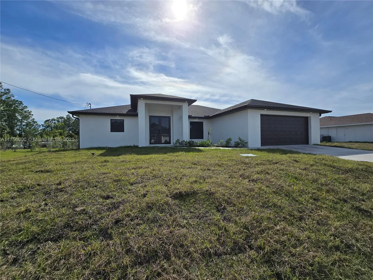 South Florida Real Estate | View 1605 W 11th Street | Listing