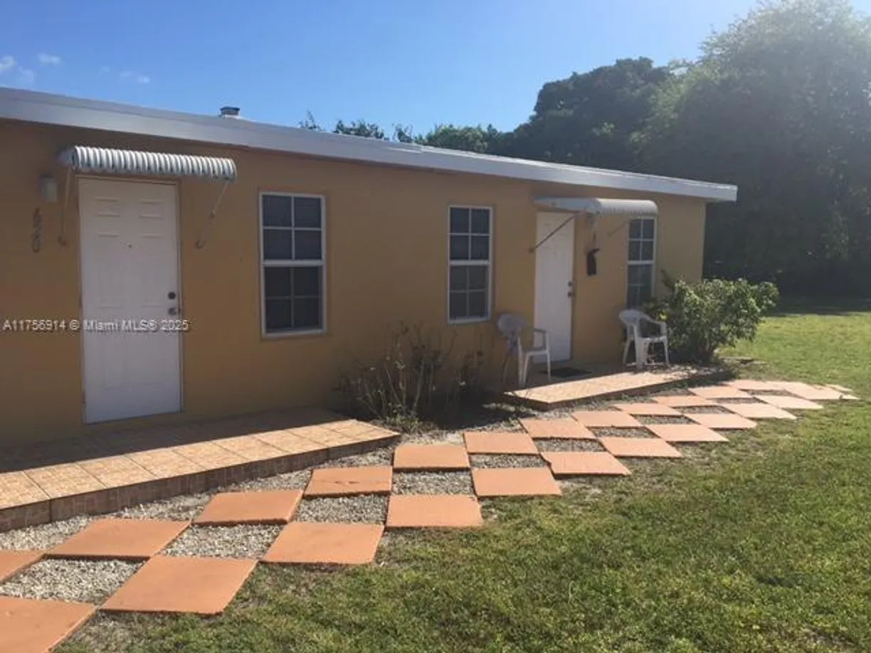 South Florida Real Estate | View 620 NW 9th Ave