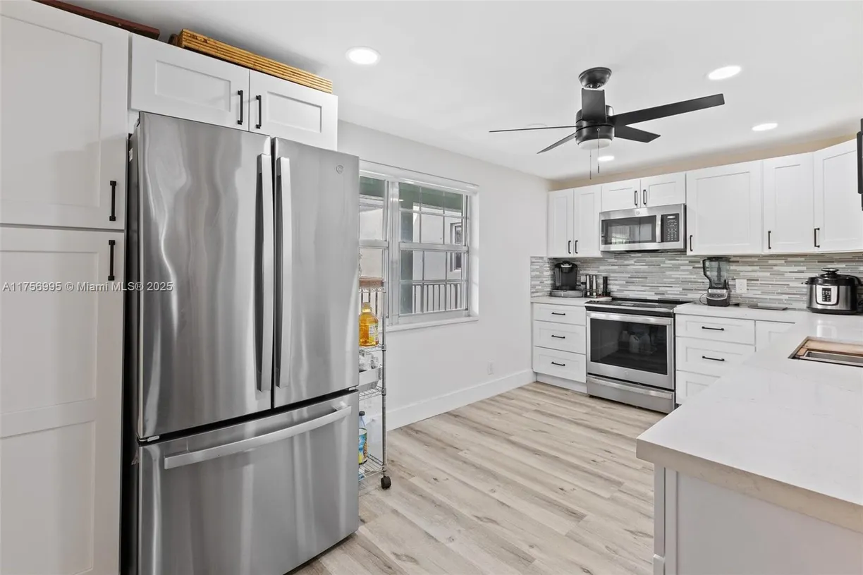 South Florida Real Estate | View 802 Cypress Grove Ln, 409 | Listing