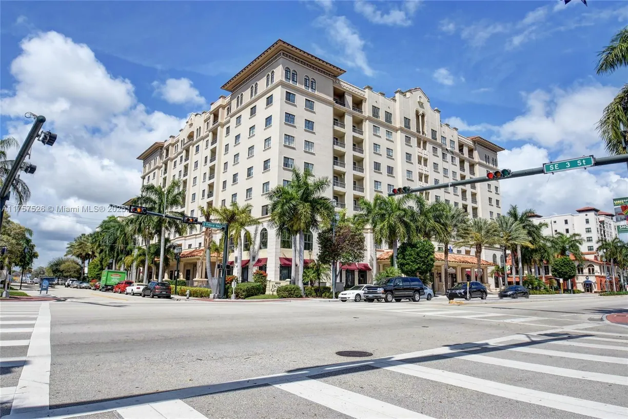 South Florida Real Estate | View 233 S Federal Hwy, 313 | 2 Beds, 2 Baths