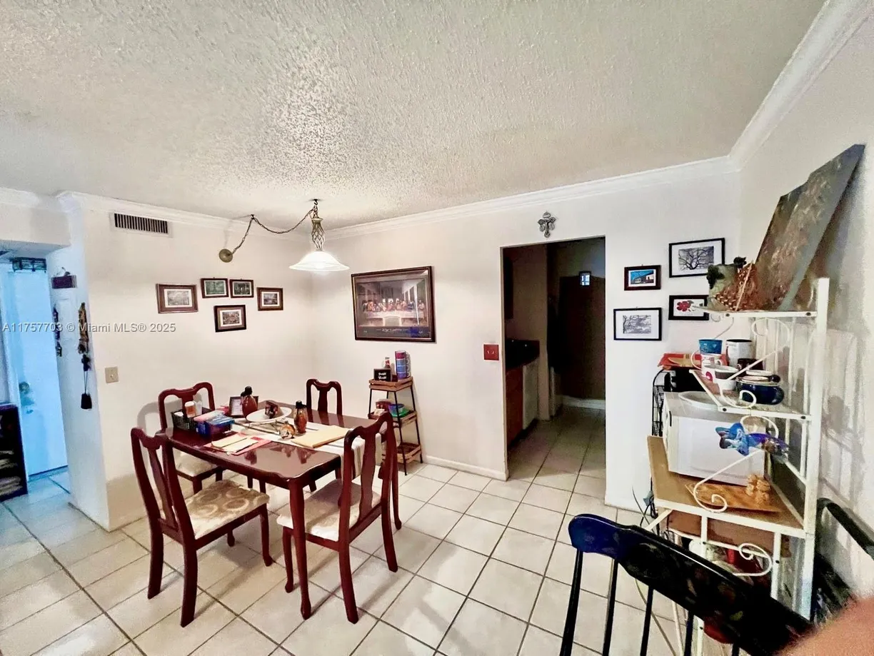 South Florida Real Estate | View  | Listing