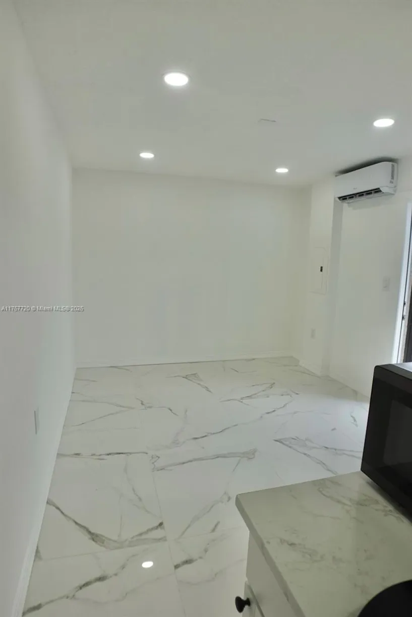 South Florida Real Estate | View 14313 SW 146th Ave | Listing
