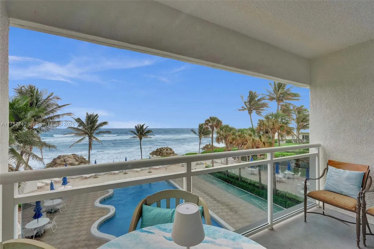 South Florida Real Estate | View 500 SE 21st Ave, 308 | 1 Bed, 1 Bath