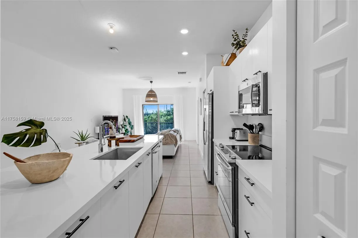 South Florida Real Estate | View 8175 NW 104th Ave, 28 | Listing
