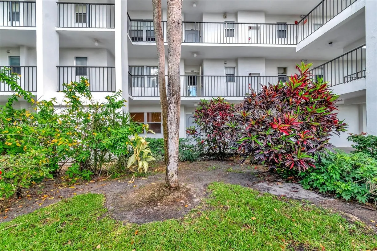 South Florida Real Estate | View 3597 Birdie Dr, 107 | Listing