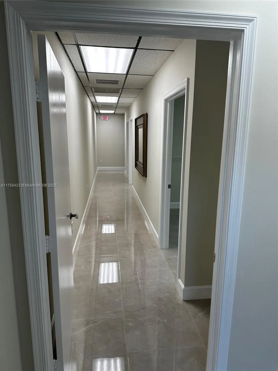 South Florida Real Estate | View 4700 Sheridan St, T | Listing