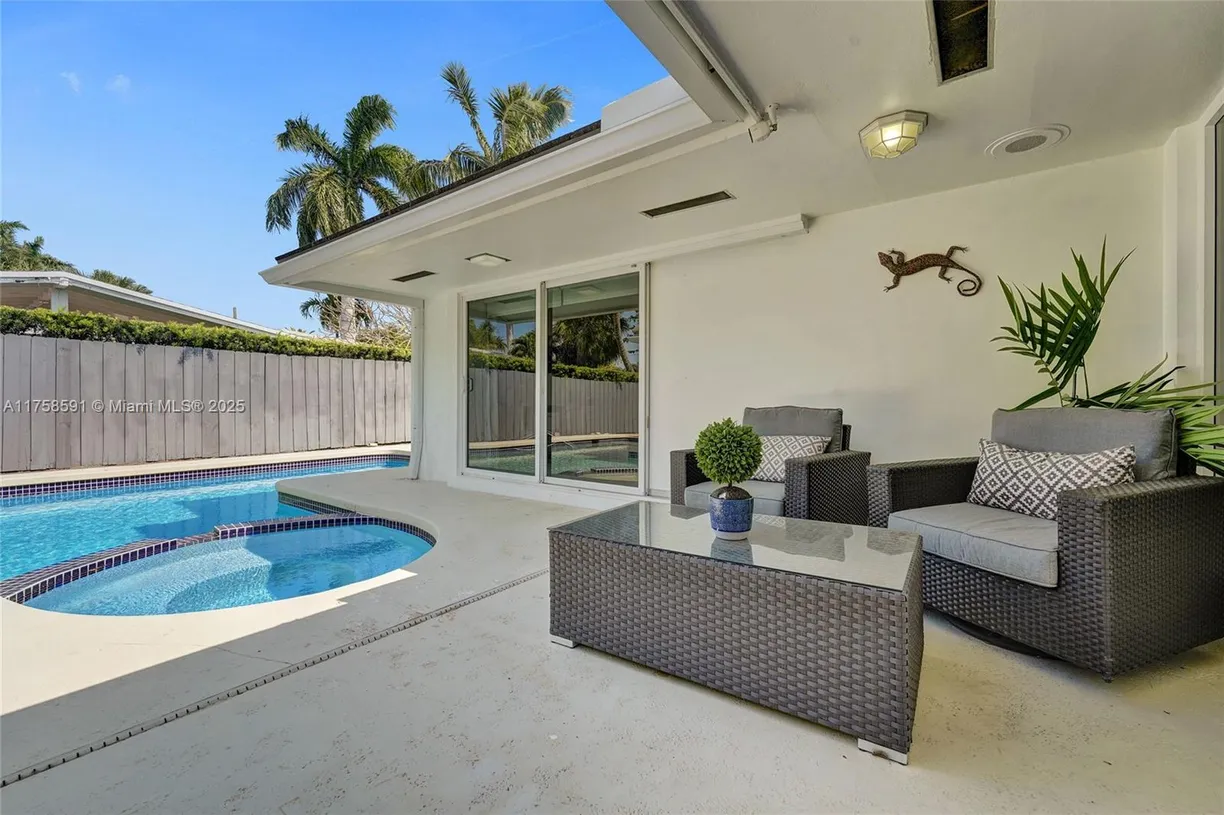 South Florida Real Estate | View 2817 NE 26th St | 3 Beds, 3 Baths