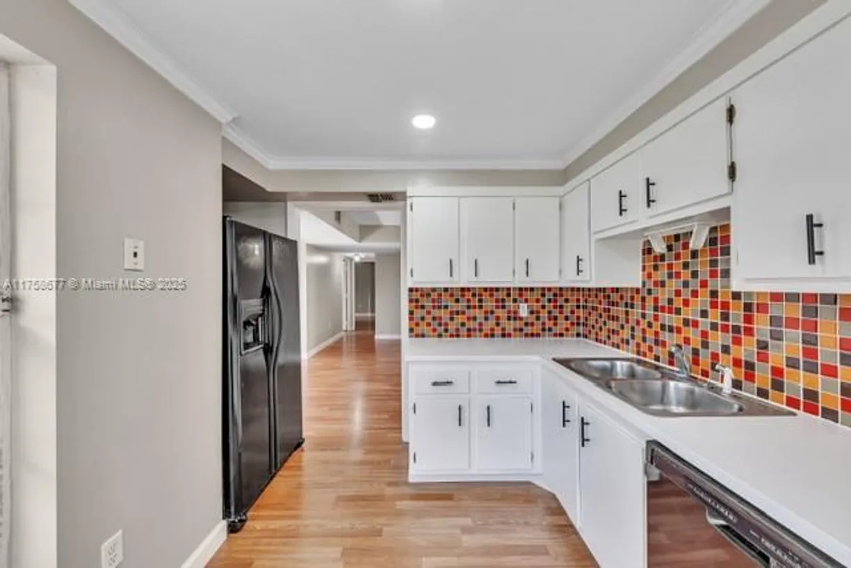South Florida Real Estate | View 4176 Inverrary Dr, 102 | Listing