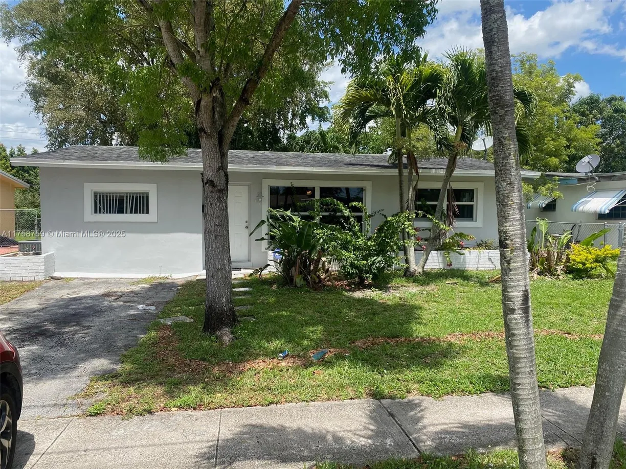 South Florida Real Estate | View 7661 Sunset Strip, 7661 | 3 Beds, 3 Baths
