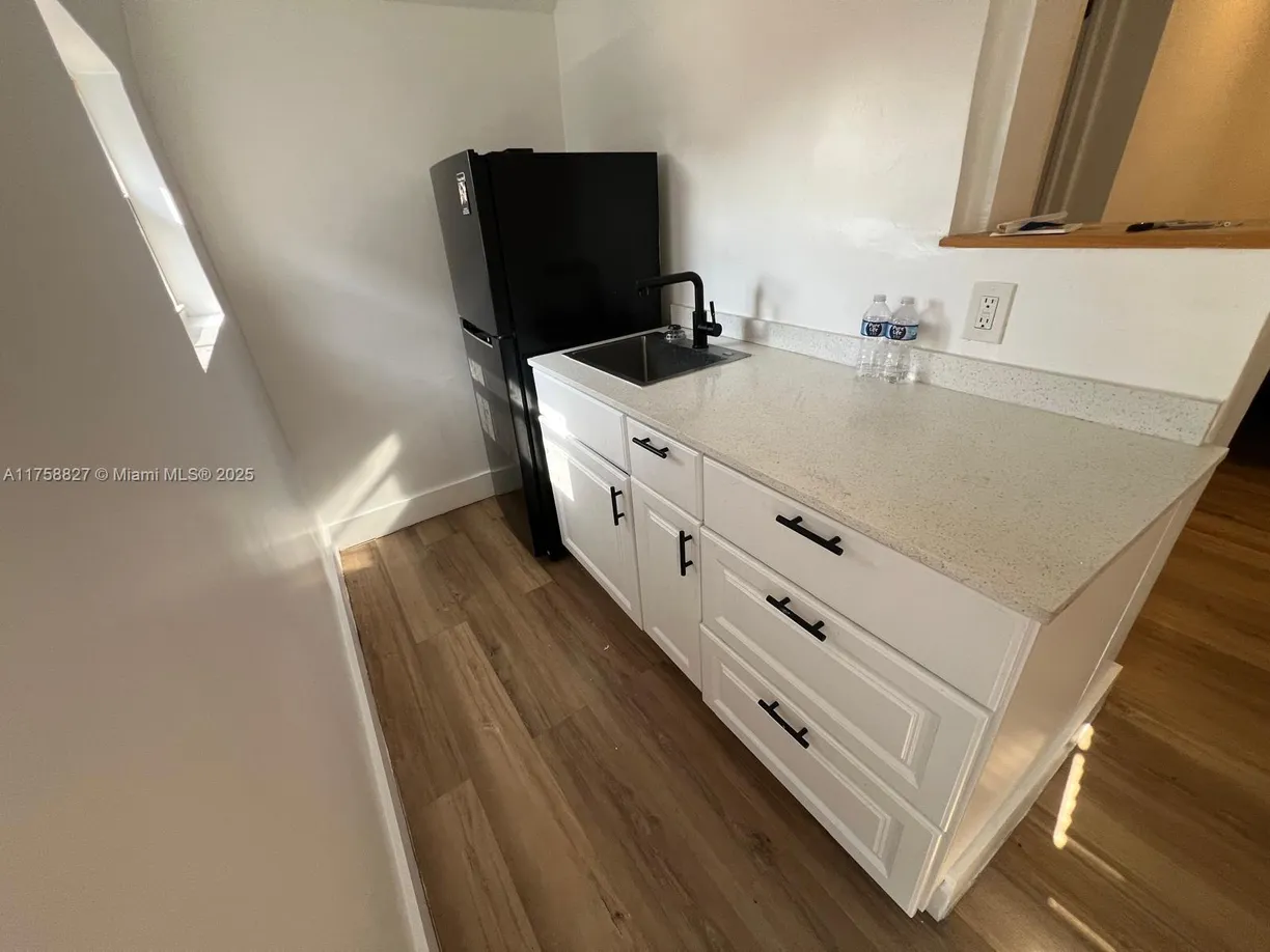 South Florida Real Estate | View 453 NW 25th Ct, 5E | Listing