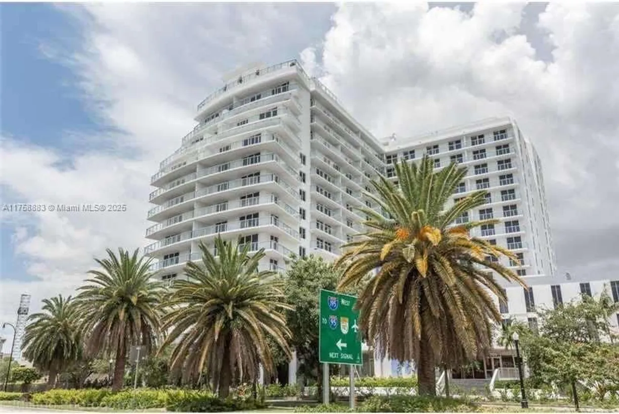 South Florida Real Estate | View 4250 Biscayne Blvd, 1103 | 1 Bath